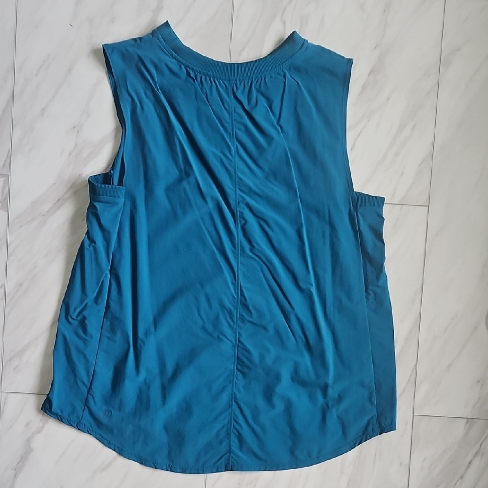 All in Motion Teal Muscle Tee - Picture 3 of 4